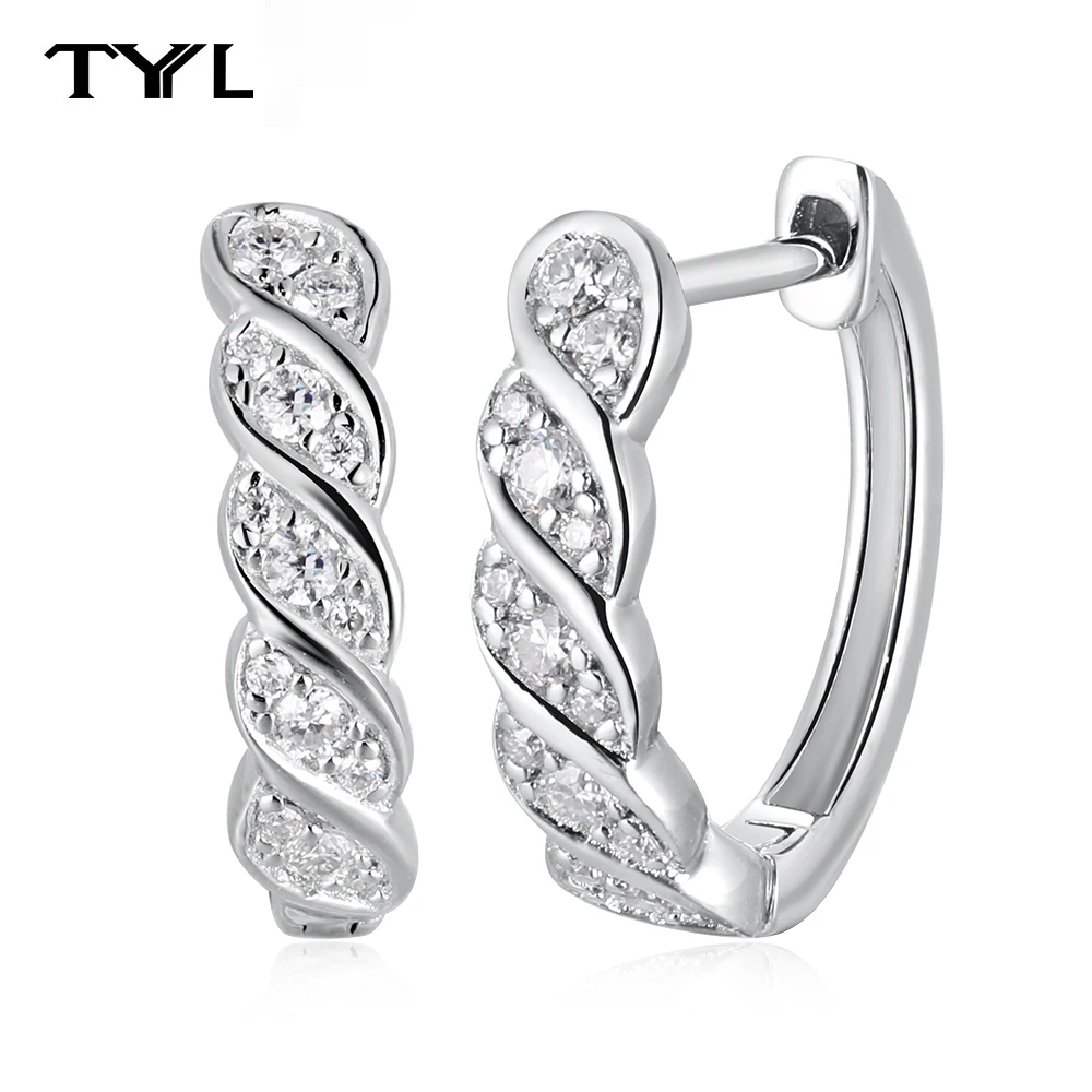 TYYL D VVS1 Moissanite Hoop Earrings for Women 925 Silver 15mm Ear Hoops Wedding Bridal Anniversary Christmas Diamond Jewelry
TYYL D VVS1 Moissanite Hoop Earrings for Women 925 Silver 15mm Ear Hoops Wedding Bridal Anniversary Christmas Diamond Jewelry
