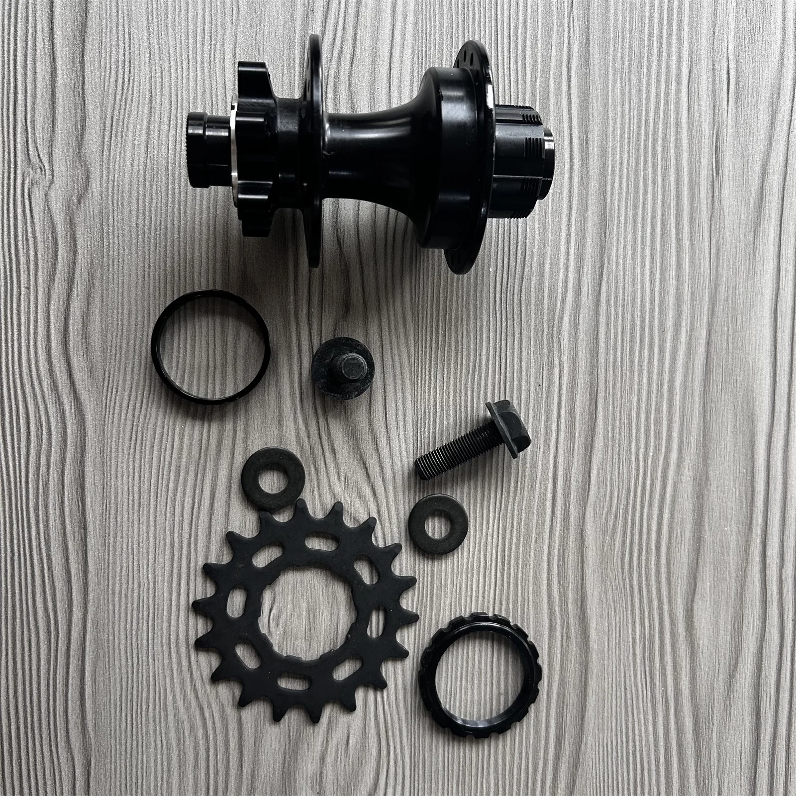 Велосипед BMX/велосипед с маленькими колесами, 36 отверстий * 110 мм, концентратор дискового тормоза
Велосипед BMX/велосипед с маленькими колесами, 36 отверстий * 110 мм, концентратор дискового тормоза