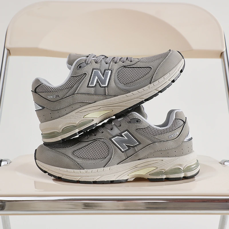 Unisex Sports Shoes Professional Marathon Sports Training Sneakers Anti Slip Outdoor Cushioning Running Shoes for Men Women
Unisex Sports Shoes Professional Marathon Sports Training Sneakers Anti Slip Outdoor Cushioning Running Shoes for Men Women