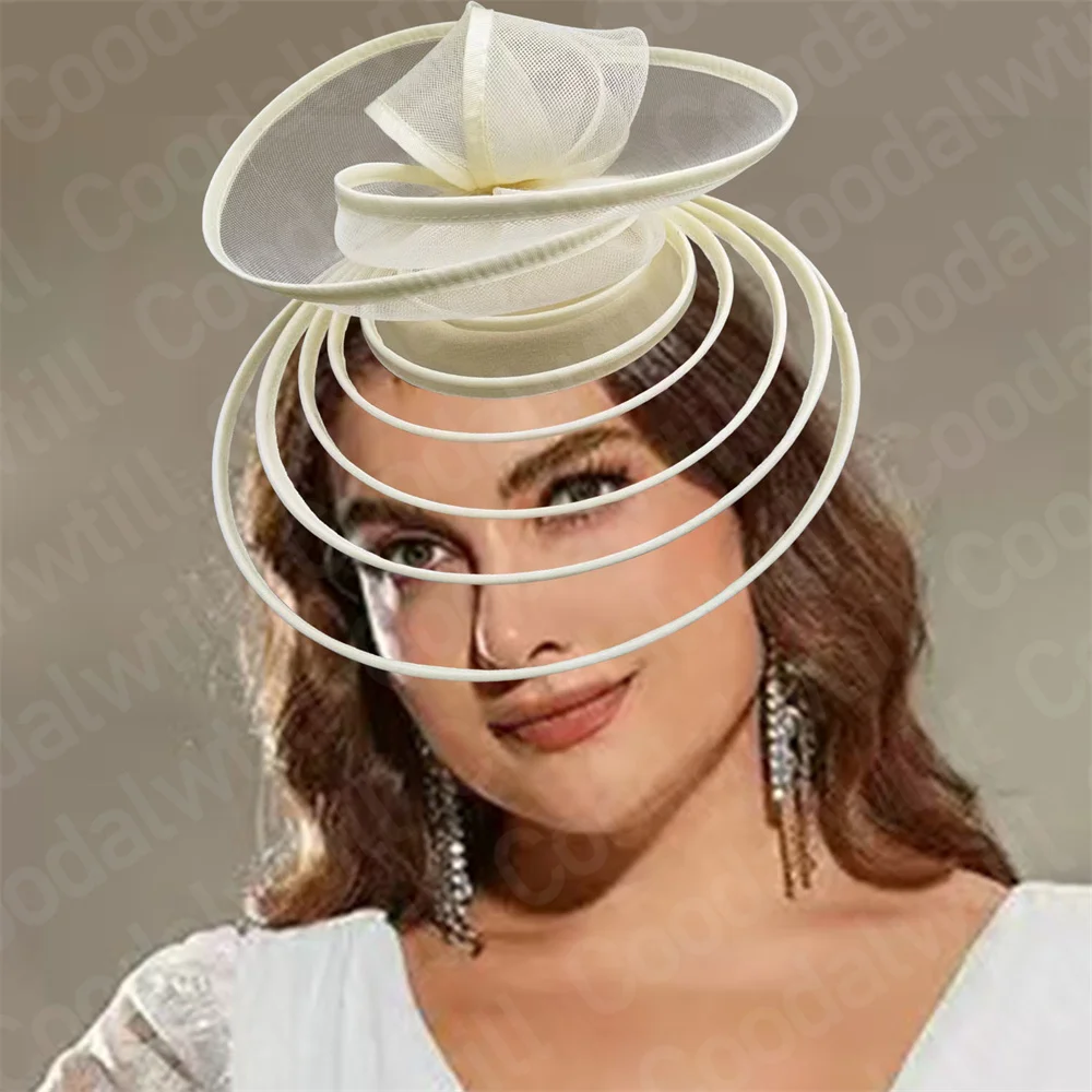 Ivory Hair Big Derby Fascinator Hat Women Ladies Church Headpiece Mesh New Pillbox Cap Headband Bride Wedding Event Chapeau Cap
Ivory Hair Big Derby Fascinator Hat Women Ladies Church Headpiece Mesh New Pillbox Cap Headband Bride Wedding Event Chapeau Cap