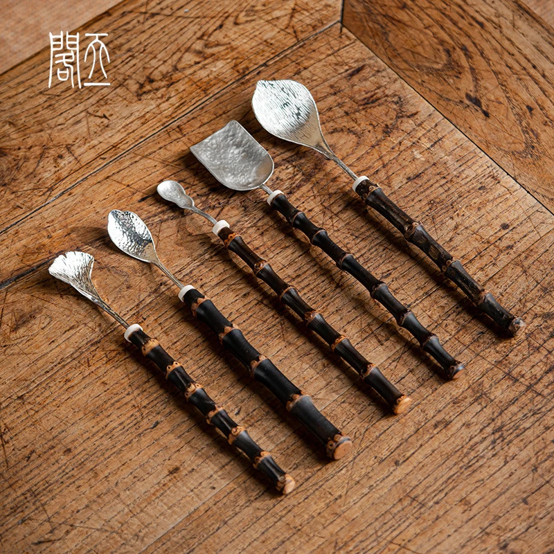 Pure Tin Purple Bamboo Tea Spoon Tea Ceremony Accories Single Lotus Petal Tea Scoop Tea Set Traditional Handmade Kitchenware
Pure Tin Purple Bamboo Tea Spoon Tea Ceremony Accories Single Lotus Petal Tea Scoop Tea Set Traditional Handmade Kitchenware