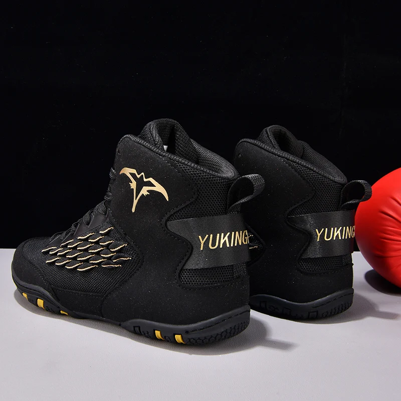 2026 New Men's and Women's Professional Boxing Shoes Competition Training Wrestling Shoes Sanda Squat Sports Shoes Men
2026 New Men's and Women's Professional Boxing Shoes Competition Training Wrestling Shoes Sanda Squat Sports Shoes Men