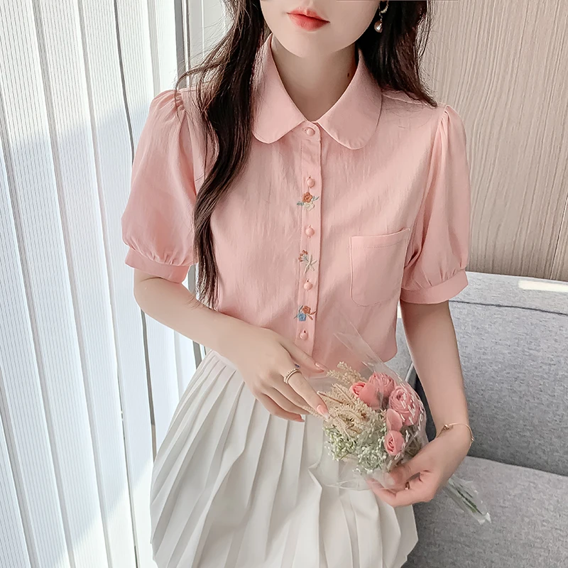 Embroidered Short Sleeved Blouse Summer Women's Shirts New Doll Collar Shirt Sweet Ladies Tops Korean Fashion Women's Clothing
Embroidered Short Sleeved Blouse Summer Women's Shirts New Doll Collar Shirt Sweet Ladies Tops Korean Fashion Women's Clothing