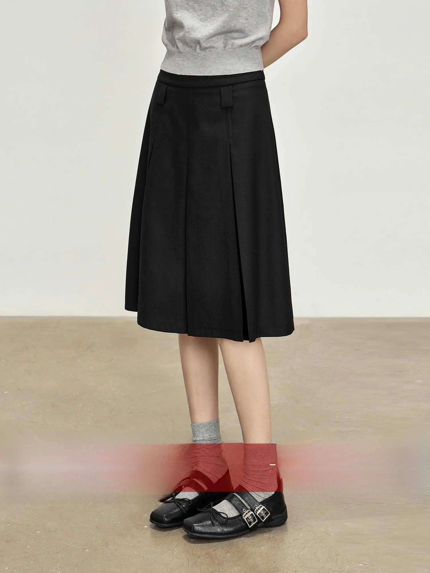 Elegant Black A-Line Skirt for Women High Waist Slimming Spring Summer High Rise Soft Comfortable Gored Polyester Blend
Elegant Black A-Line Skirt for Women High Waist Slimming Spring Summer High Rise Soft Comfortable Gored Polyester Blend