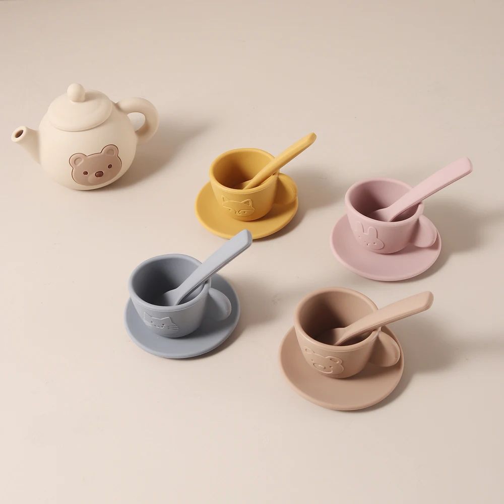 Food grade silicone Tea play Set Toy Pretend Play Food Learning Role Play Game Early Educational Toys for Toddlers Kids Gifts
Food grade silicone Tea play Set Toy Pretend Play Food Learning Role Play Game Early Educational Toys for Toddlers Kids Gifts