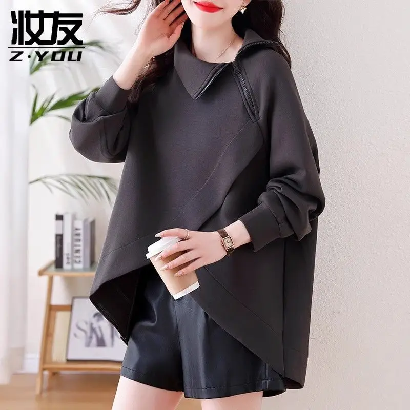 Зимняя женская толстовка с капюшоном на полумолнии и высоким воротником на флисовой подкладке
Зимняя женская толстовка с капюшоном на полумолнии и высоким воротником на флисовой подкладке