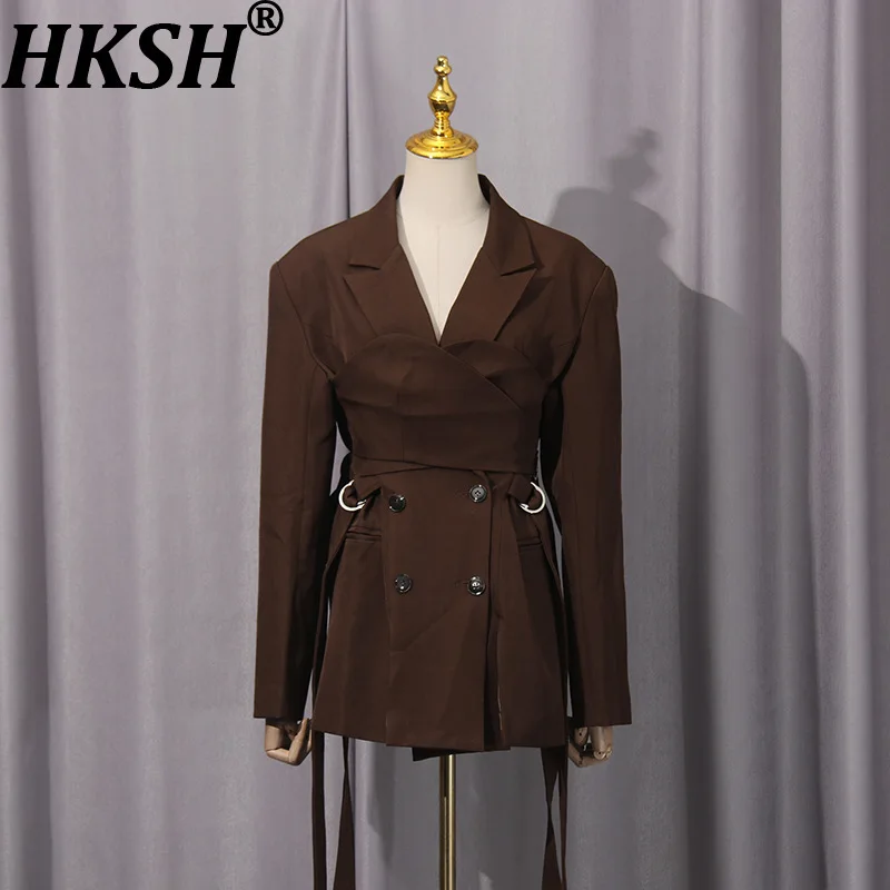 HKSH Spring Autumn New Women Blazer Niche Design Patchwork Waist Cinching Solid Color Double Breasted Elegant Chic Coats HK11026
HKSH Spring Autumn New Women Blazer Niche Design Patchwork Waist Cinching Solid Color Double Breasted Elegant Chic Coats HK11026