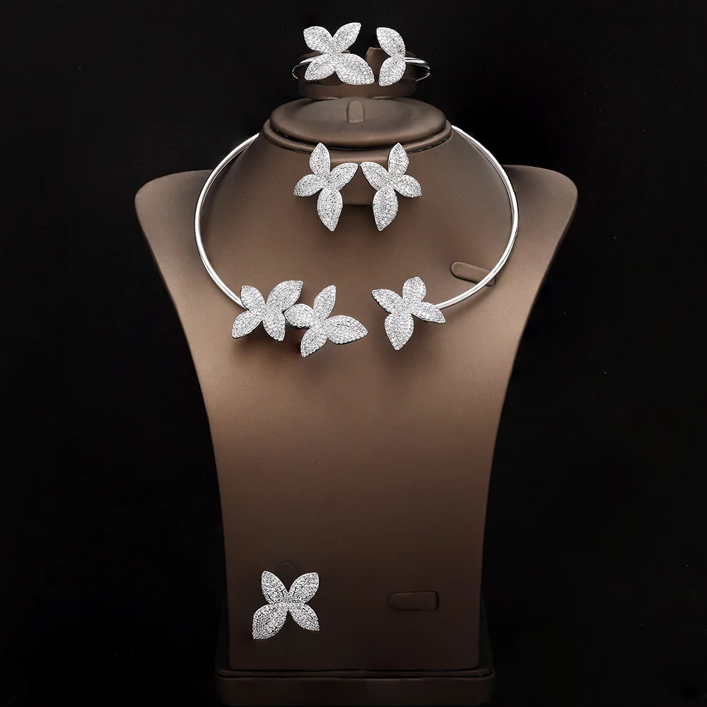 New Leaf Flower Design - Exquisite, Luxurious, Sophisticated, High-End - Golden - Versatile Evening Dress Set
New Leaf Flower Design - Exquisite, Luxurious, Sophisticated, High-End - Golden - Versatile Evening Dress Set