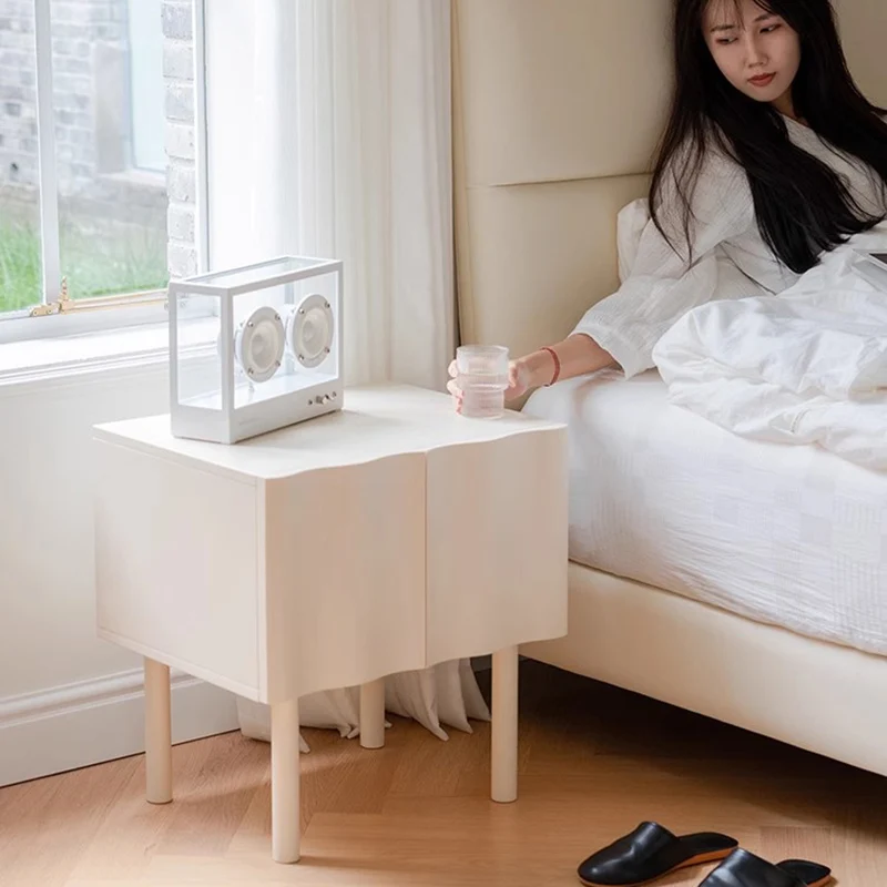 Nordic Librero Bedside Table Cabinets Simple Corner White Wood Nightstand Comfortable Low Cheap Mesitas De Noche Salon Furniture
Nordic Librero Bedside Table Cabinets Simple Corner White Wood Nightstand Comfortable Low Cheap Mesitas De Noche Salon Furniture