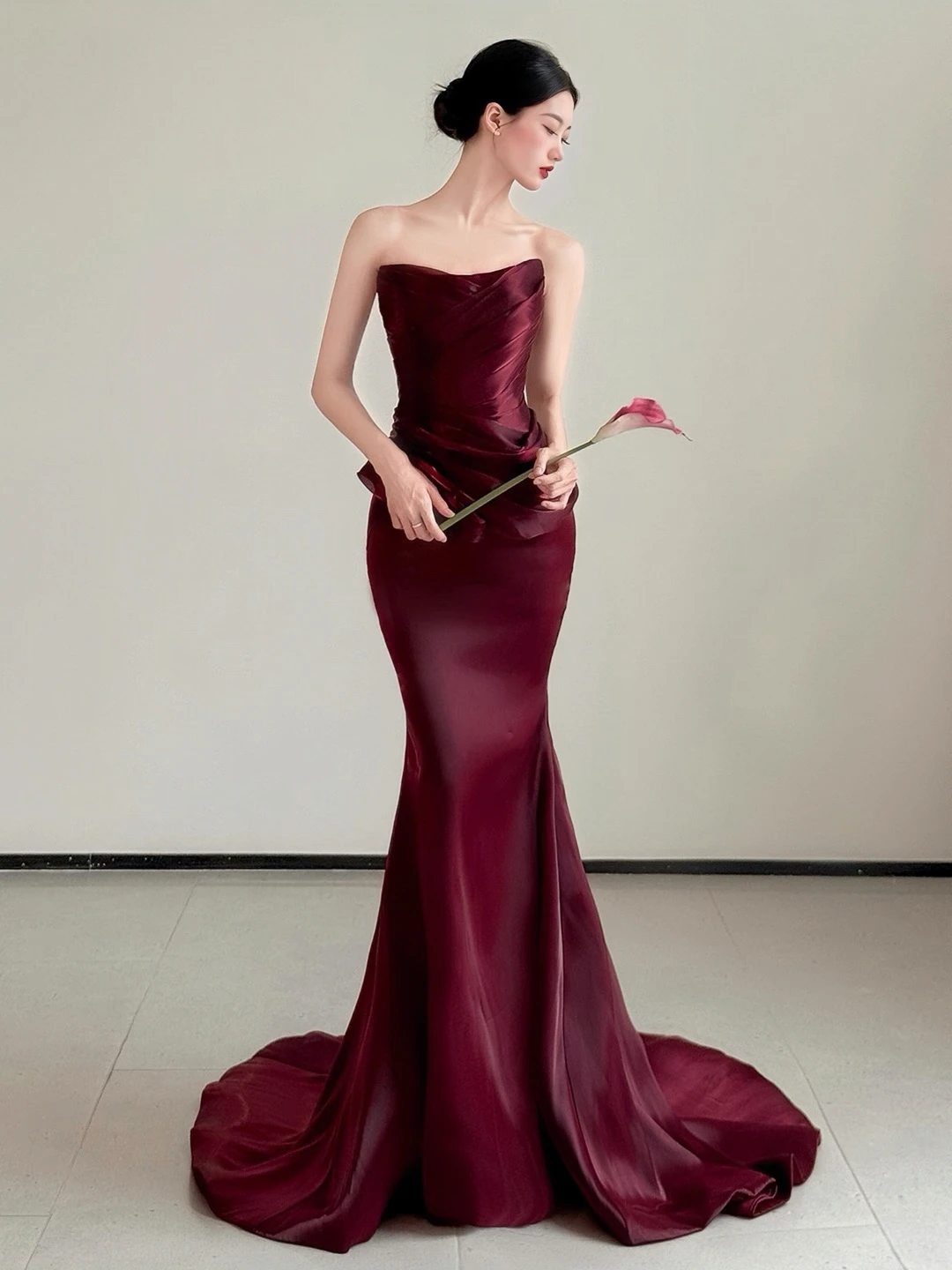 Magnificent Celebrity Dresses Red Pleated Mermaid Floral Strapless Be Engaged Women Banquet Evening Dresses Prom Gown New
Magnificent Celebrity Dresses Red Pleated Mermaid Floral Strapless Be Engaged Women Banquet Evening Dresses Prom Gown New