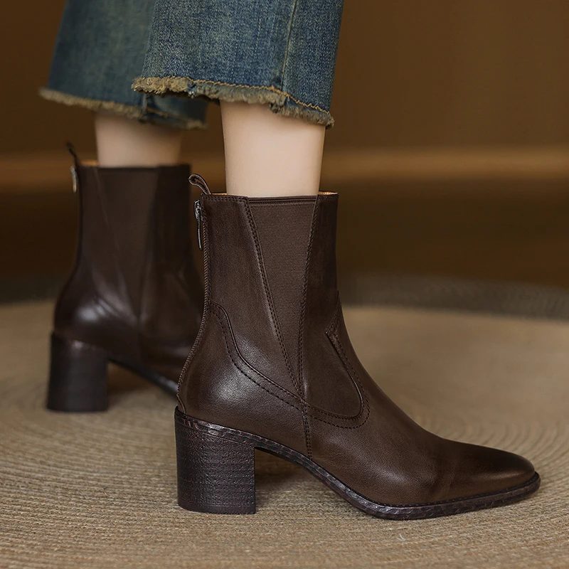 Women Retro Ankle Boots Back Zip Vintage Lady Shoes Square Heel Handmade Quality Botas Autumn Spring Cowhide Shoes Round Toe
Women Retro Ankle Boots Back Zip Vintage Lady Shoes Square Heel Handmade Quality Botas Autumn Spring Cowhide Shoes Round Toe