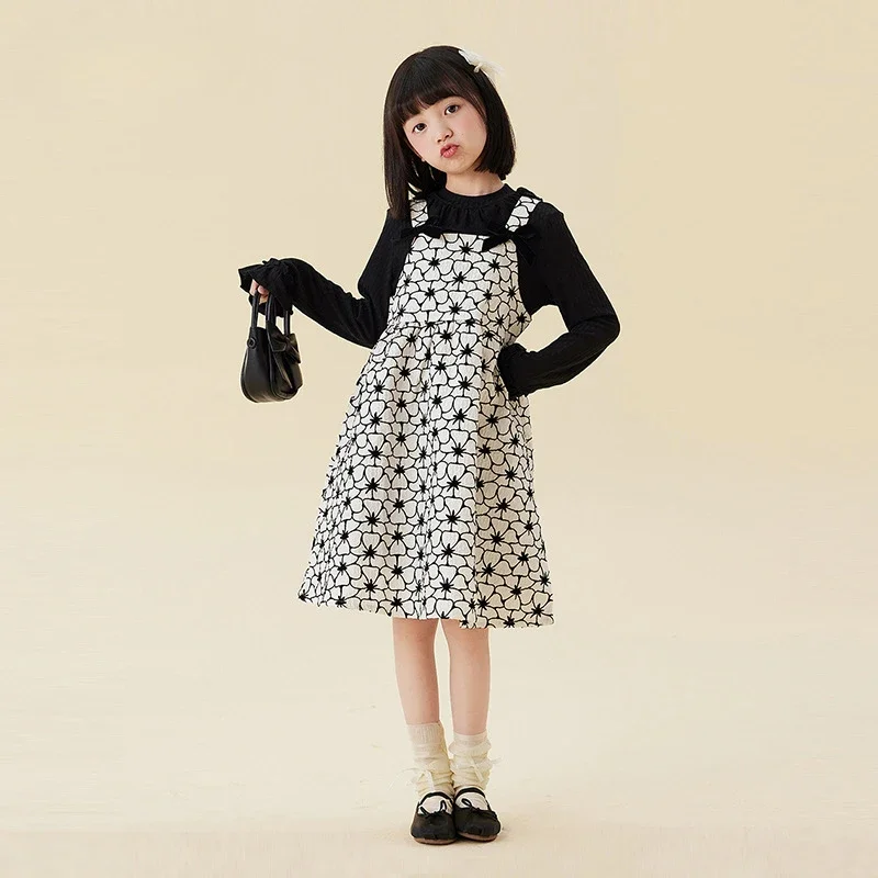 Girls Fashion Suspender Dress 2024 Autumn New Children Casual Small Floral Strap Bow Suspender Dress
Girls Fashion Suspender Dress 2024 Autumn New Children Casual Small Floral Strap Bow Suspender Dress