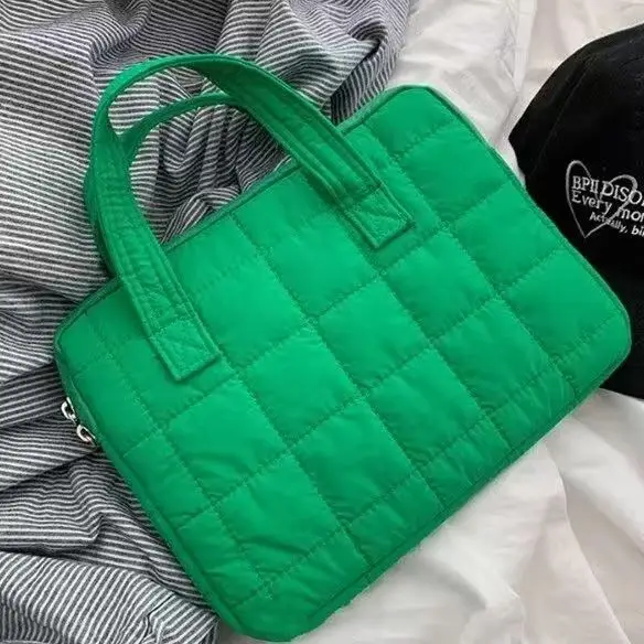 11-15.6 inch Ins Grid Laptop Bag Style Portable Handbag for Apple Macbook Air Large Capacity WomenTablet Bag
11-15.6 inch Ins Grid Laptop Bag Style Portable Handbag for Apple Macbook Air Large Capacity WomenTablet Bag