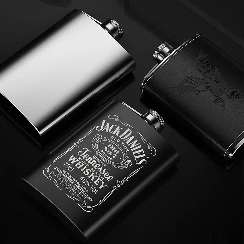 Vintage Portable 304 Stainless Steel Hip Flask – Outdoor Whiskey Flask Compact, Durable & Stylish for Outdoor Adventures
Vintage Portable 304 Stainless Steel Hip Flask – Outdoor Whiskey Flask Compact, Durable & Stylish for Outdoor Adventures