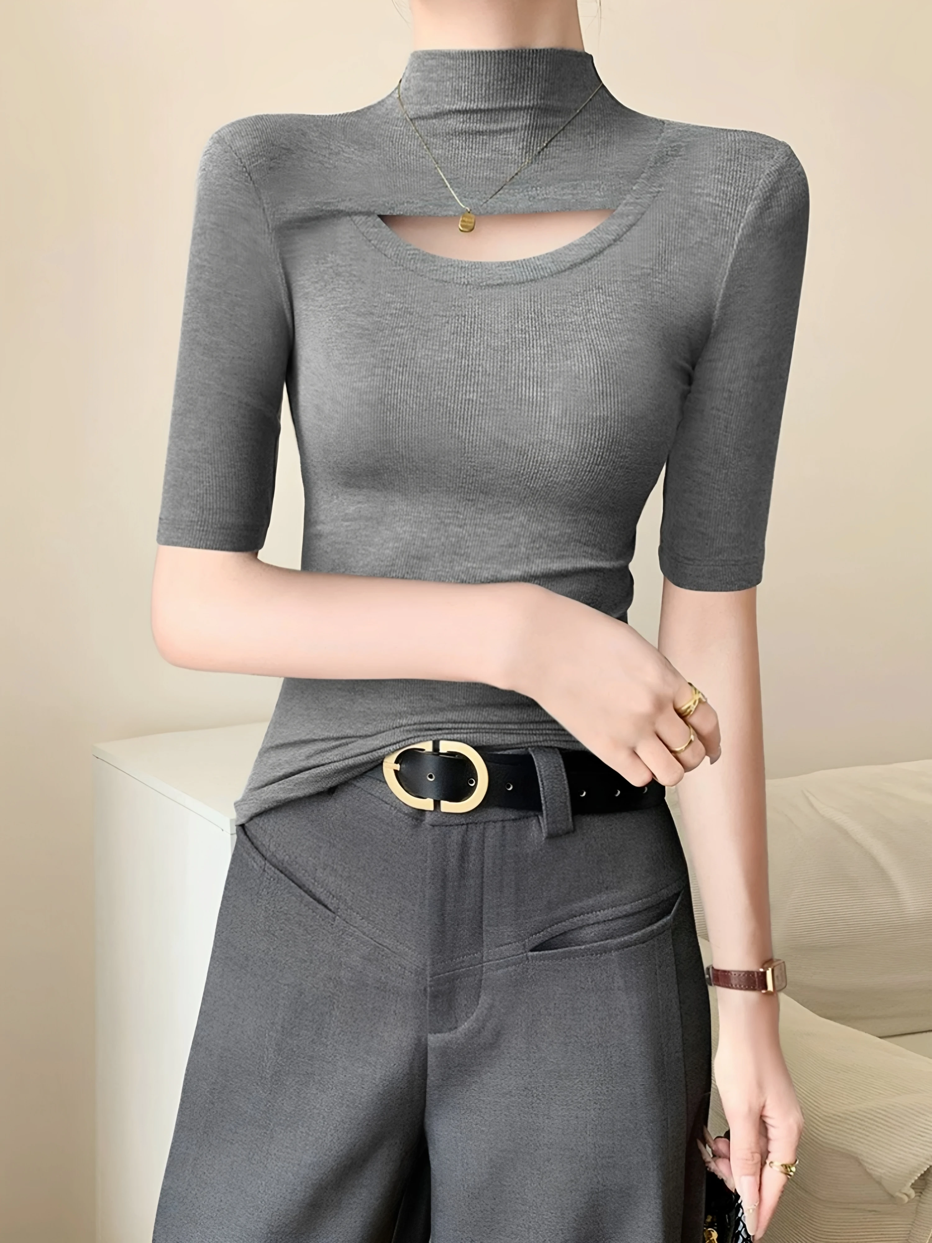 Women's Mid-Sleeve Base Shirt Hollow out Five Sleeve Half High Collar Bottoming T-Shirt Casual Summer Simple Style plus Size
Women's Mid-Sleeve Base Shirt Hollow out Five Sleeve Half High Collar Bottoming T-Shirt Casual Summer Simple Style plus Size