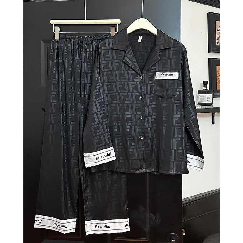 2025 Autumn Winter Black Couple Jacquard Luxury Pajamas Women Long Sleeve Pant Ice Silk Two Piece Set Nightgown Sleepwear
2025 Autumn Winter Black Couple Jacquard Luxury Pajamas Women Long Sleeve Pant Ice Silk Two Piece Set Nightgown Sleepwear