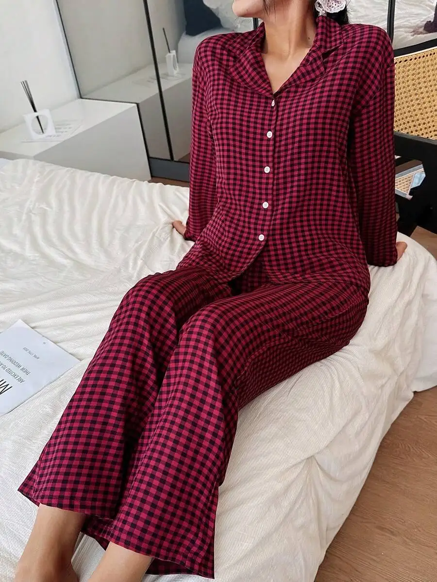 2pcs Women Plaid Button Front Long Sleeve Lounge Set Elastic Waist Pants Cozy Fall Winter Sleepwear
2pcs Women Plaid Button Front Long Sleeve Lounge Set Elastic Waist Pants Cozy Fall Winter Sleepwear