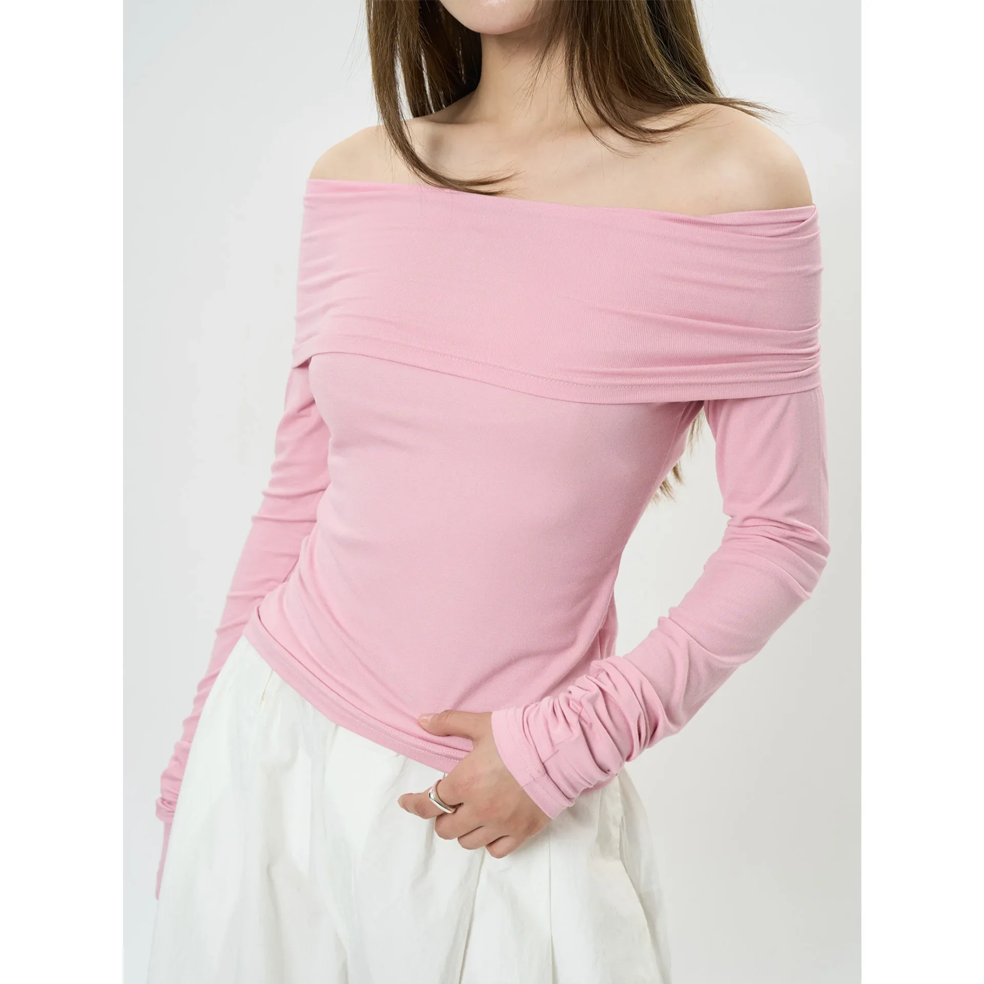 LangMao Spring One Shoulder Slim Fit Basic Shirt Elastic Slimming Slimming Casual Top For Women
LangMao Spring One Shoulder Slim Fit Basic Shirt Elastic Slimming Slimming Casual Top For Women