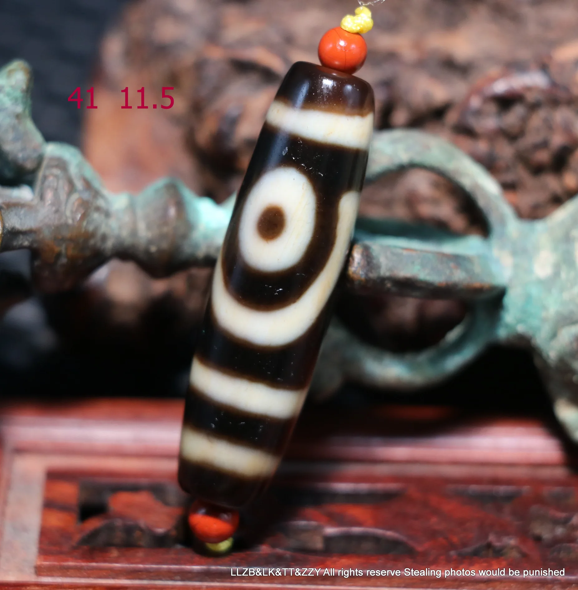 5A Magic Power Energy Tibetan Top old Agate Ivory Color 2 EYE Symbolize dZi Bead Totem Pendant Talisman Treasure UPD1009A3
5A Magic Power Energy Tibetan Top old Agate Ivory Color 2 EYE Symbolize dZi Bead Totem Pendant Talisman Treasure UPD1009A3