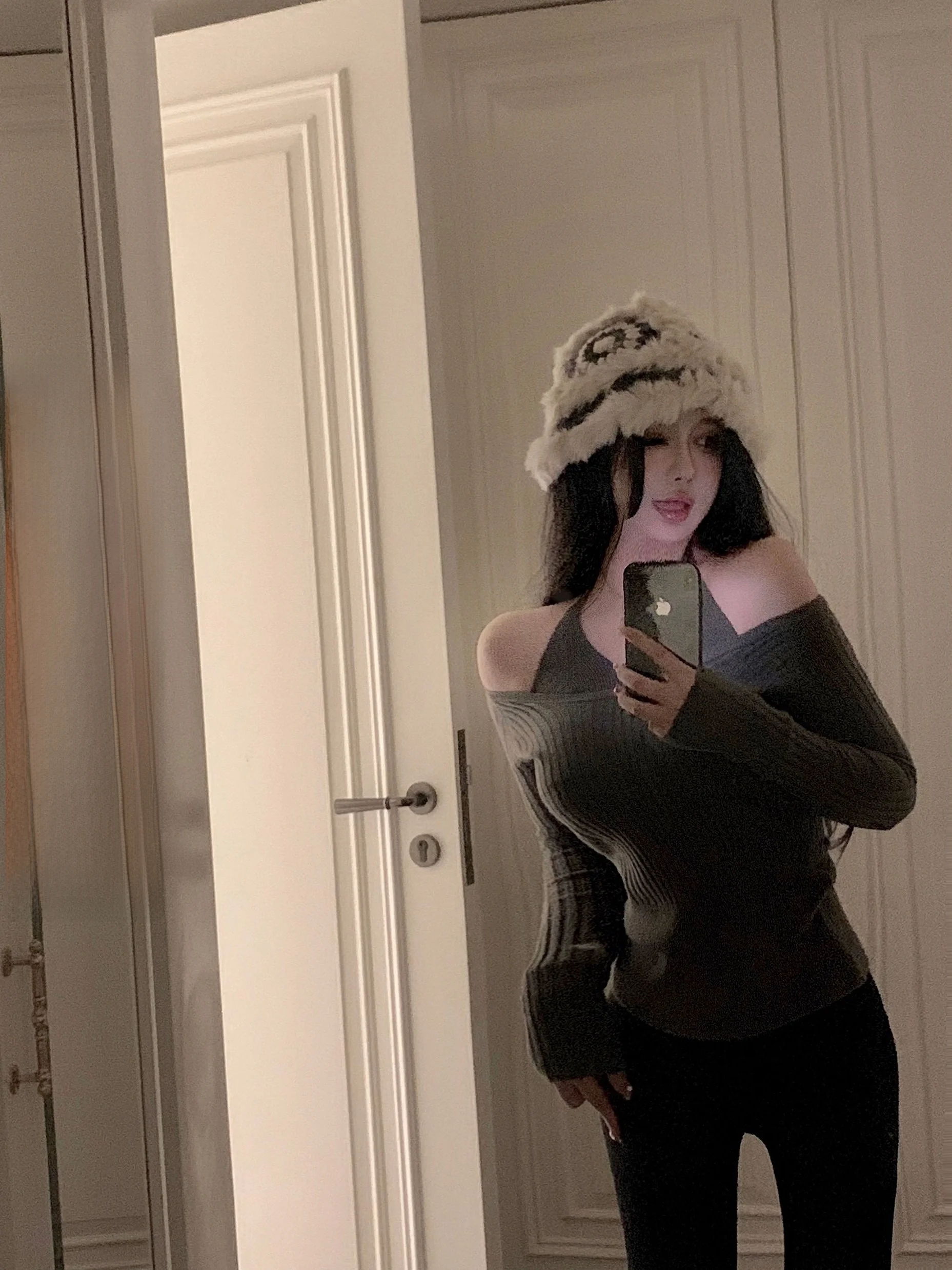 Женский зимний новый вязаный топ Slimming Knitted Base с эффектом двухслойности, разноцветный, с узором «Виола Heart-Pounding Prelude», с длинными рукавами
Женский зимний новый вязаный топ Slimming Knitted Base с эффектом двухслойности, разноцветный, с узором «Виола Heart-Pounding Prelude», с длинными рукавами