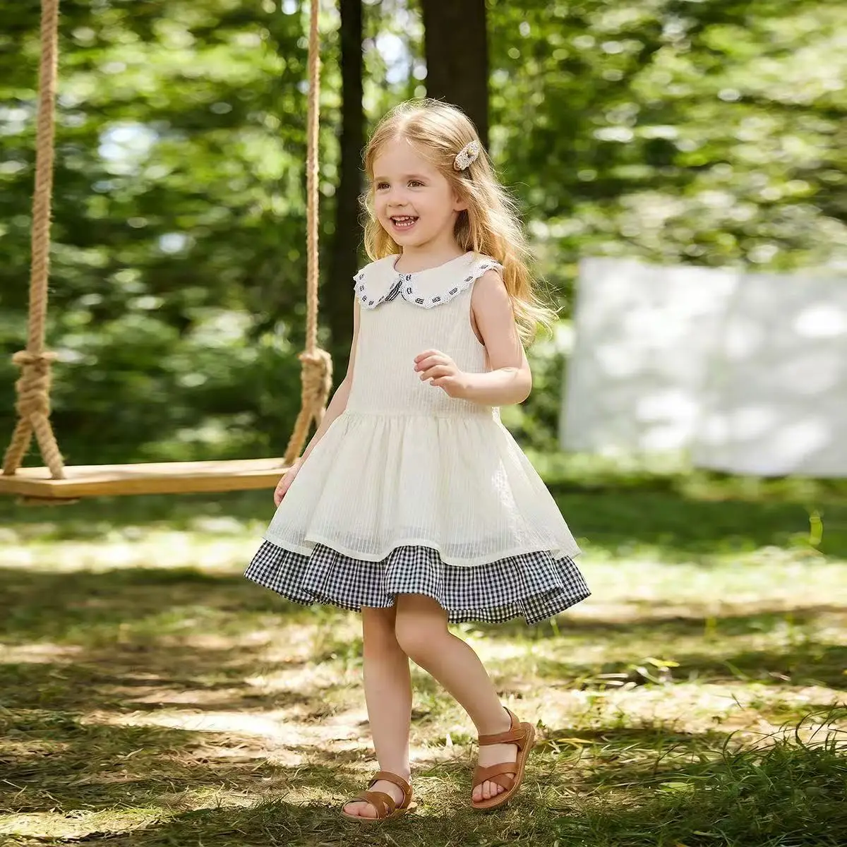 Summer Girls Dress Plaid Sleeveless Princess Dress With Lace Collar & Ruffled Hem for 90-140cm
Summer Girls Dress Plaid Sleeveless Princess Dress With Lace Collar & Ruffled Hem for 90-140cm