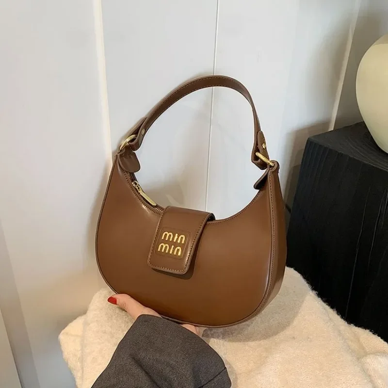Graceful Retro Diaper Bag Handbag Tote Airport Lounge Exquisite Stylish Glamorous Timeless Versatile Practical Daily
Graceful Retro Diaper Bag Handbag Tote Airport Lounge Exquisite Stylish Glamorous Timeless Versatile Practical Daily
