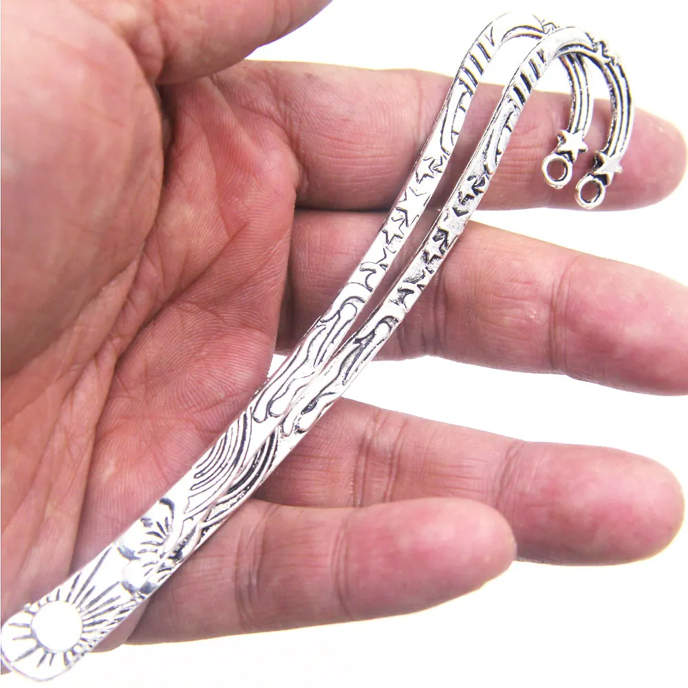 60Pcs Antique Silver Tone Sun Star Bookmarks With Loop DIY 123mm
60Pcs Antique Silver Tone Sun Star Bookmarks With Loop DIY 123mm