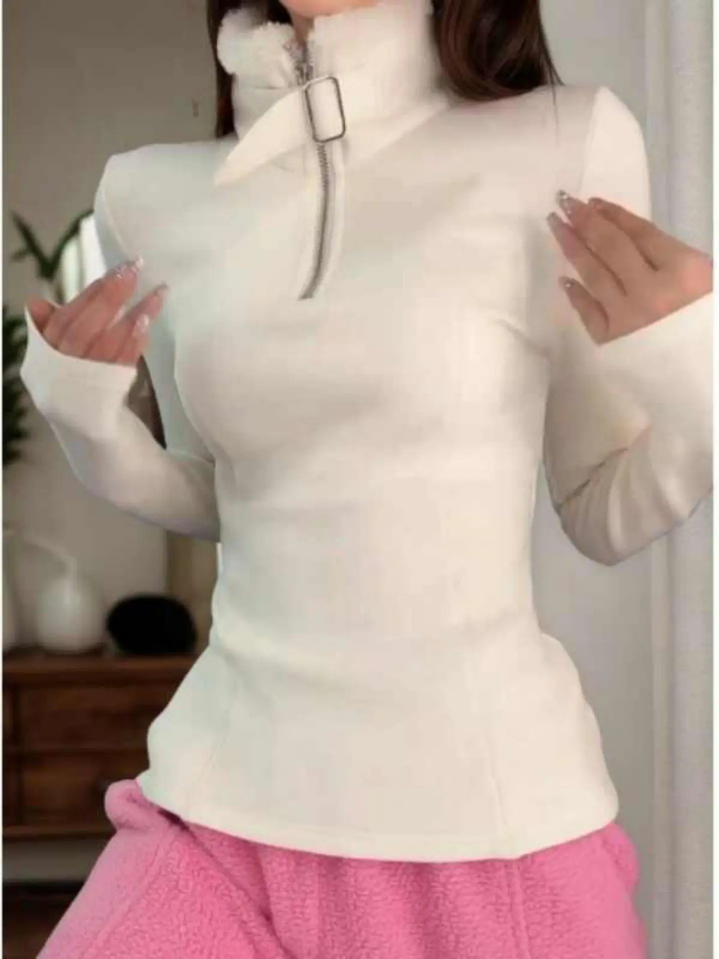 Модный корейский облегающий трикотаж, женский модный зимний топ для похудения, Новое поступление, утягивающий топ в Sle
Модный корейский облегающий трикотаж, женский модный зимний топ для похудения, Новое поступление, утягивающий топ в Sle