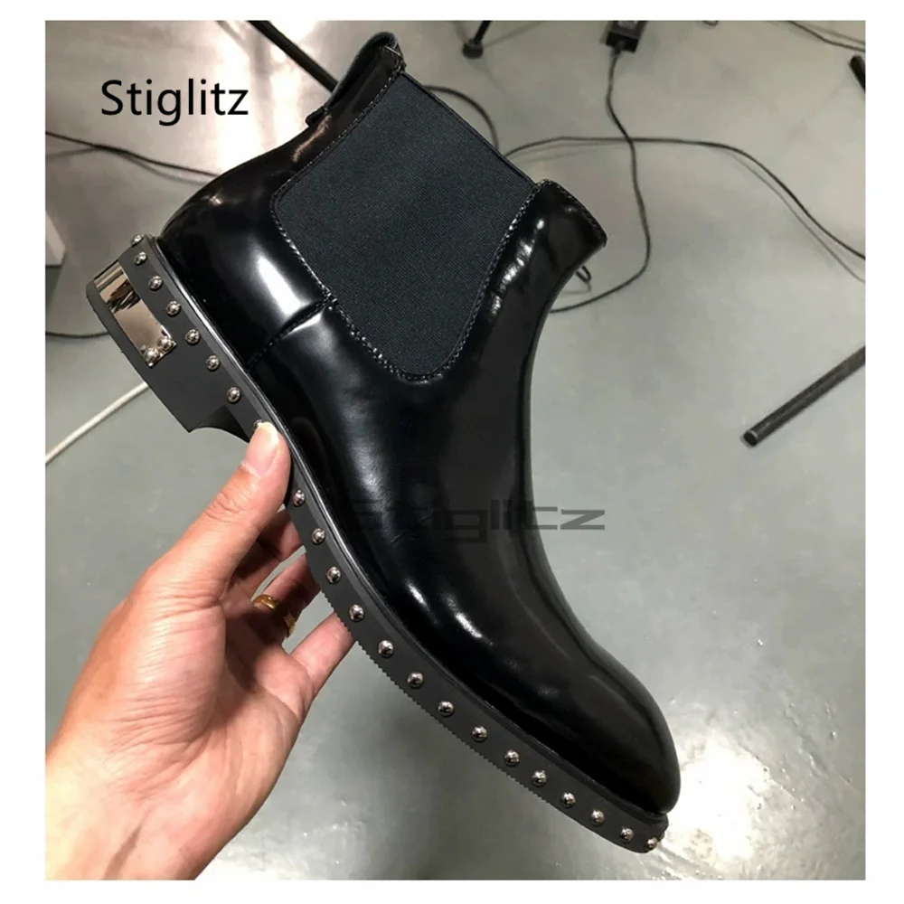 Men's Patent Leather Rivet Chelsea Boots British Style Slip-On Luxury Ankle Boots Party Handmade Wedding Business Dress Shoes
Men's Patent Leather Rivet Chelsea Boots British Style Slip-On Luxury Ankle Boots Party Handmade Wedding Business Dress Shoes