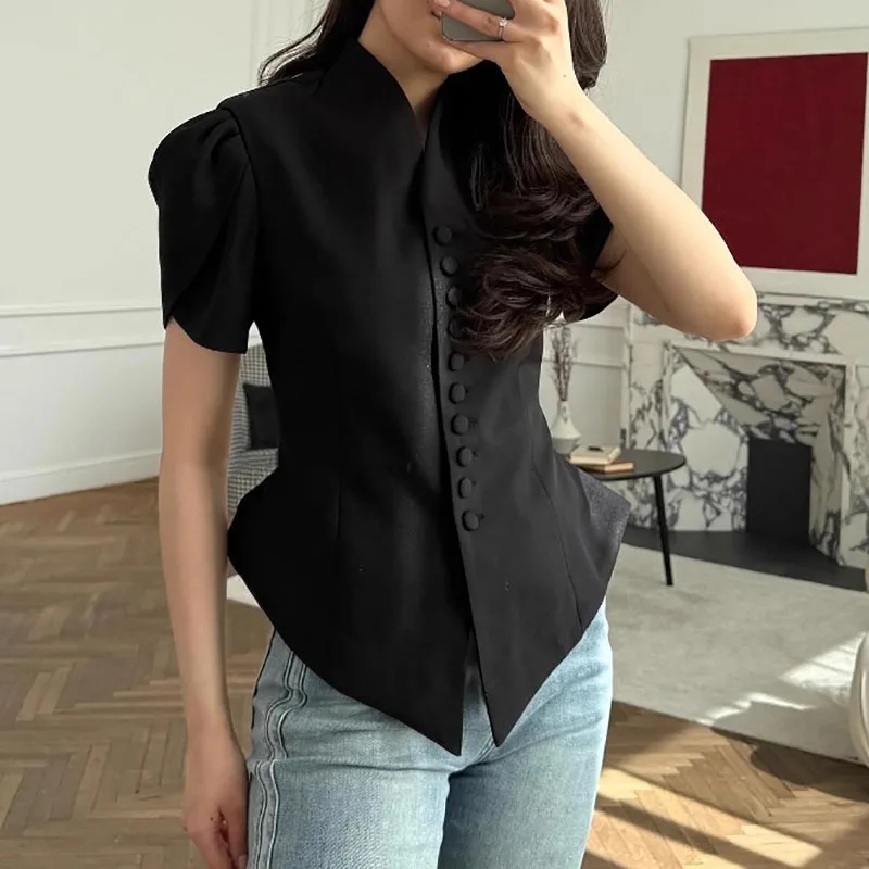 Summer Short Sleeved Temperament Women's T-shirt Casual Waist Cinched Street Tees Simple Solid Color V-neck Single Breasted Top
Summer Short Sleeved Temperament Women's T-shirt Casual Waist Cinched Street Tees Simple Solid Color V-neck Single Breasted Top