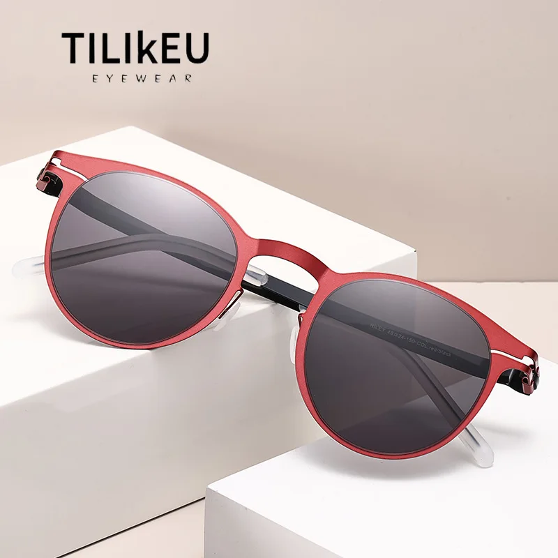 Fashion Summer Sunscreen Sunglasses Men Vintage Round Eyeglasses UV400 Women Outdoors Driving Leisure Luxury Screwless Eyewear
Fashion Summer Sunscreen Sunglasses Men Vintage Round Eyeglasses UV400 Women Outdoors Driving Leisure Luxury Screwless Eyewear