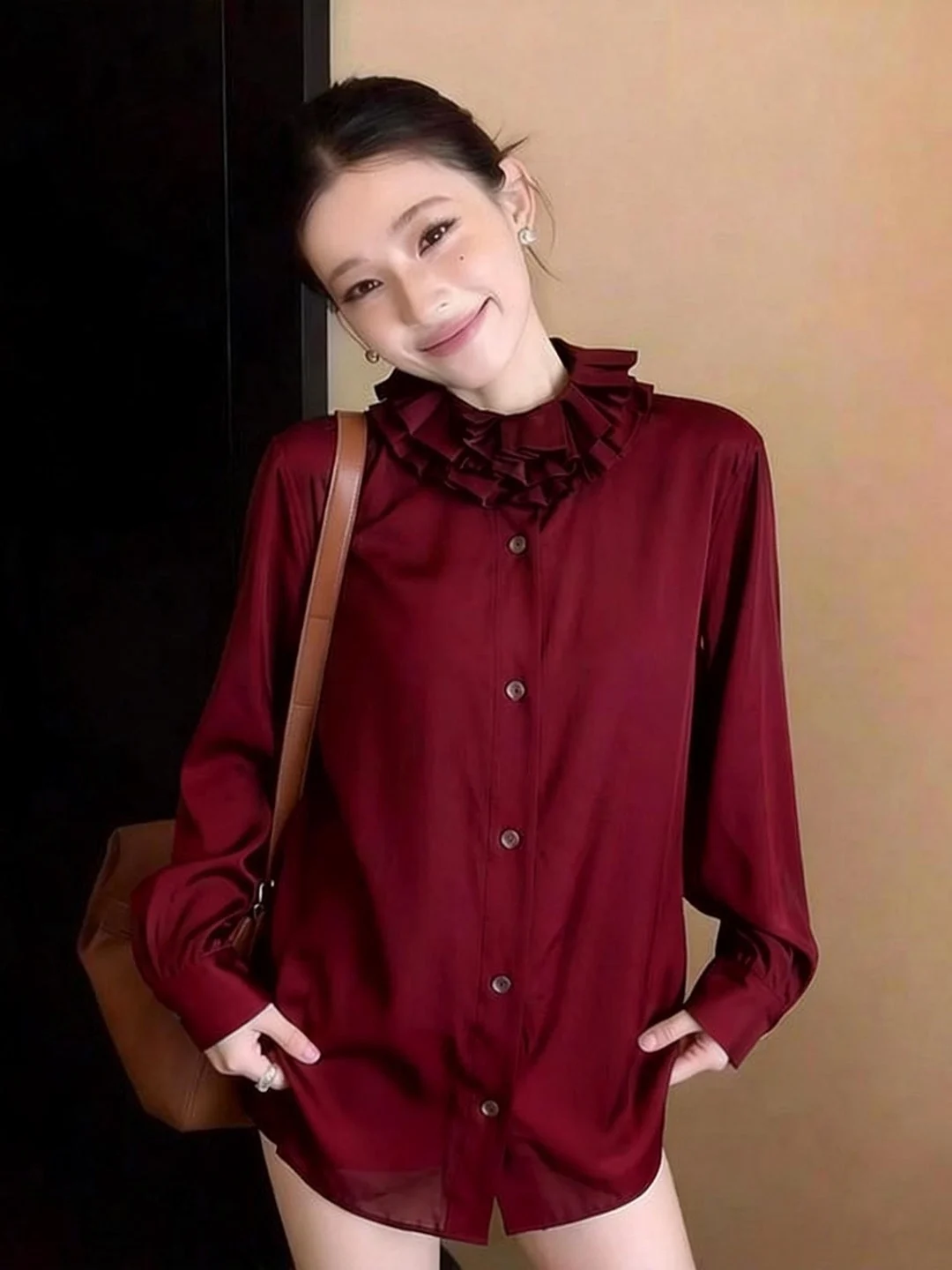Ele Wine Red Long Sve irt Women's Wood ain Collar Luxury Sle Busin Top Spring 2026 Loose Fit irt
Ele Wine Red Long Sve irt Women's Wood ain Collar Luxury Sle Busin Top Spring 2026 Loose Fit irt