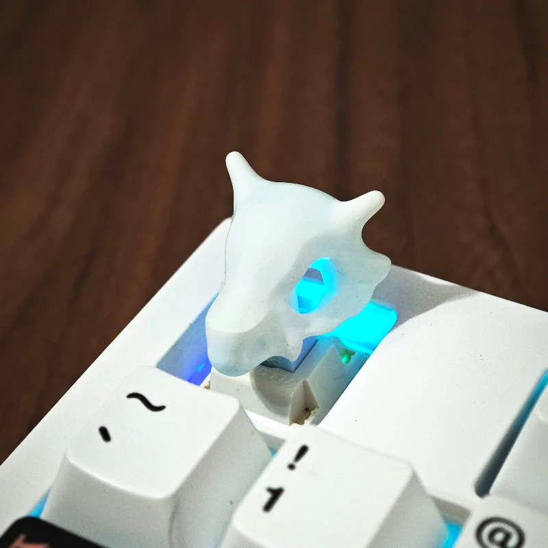 Original Design of Skull Keycaps Cubone Cartoon Anime Mechanical Keyboard Keycap Personalized 3D Resin Skull Translucent Keycaps
Original Design of Skull Keycaps Cubone Cartoon Anime Mechanical Keyboard Keycap Personalized 3D Resin Skull Translucent Keycaps