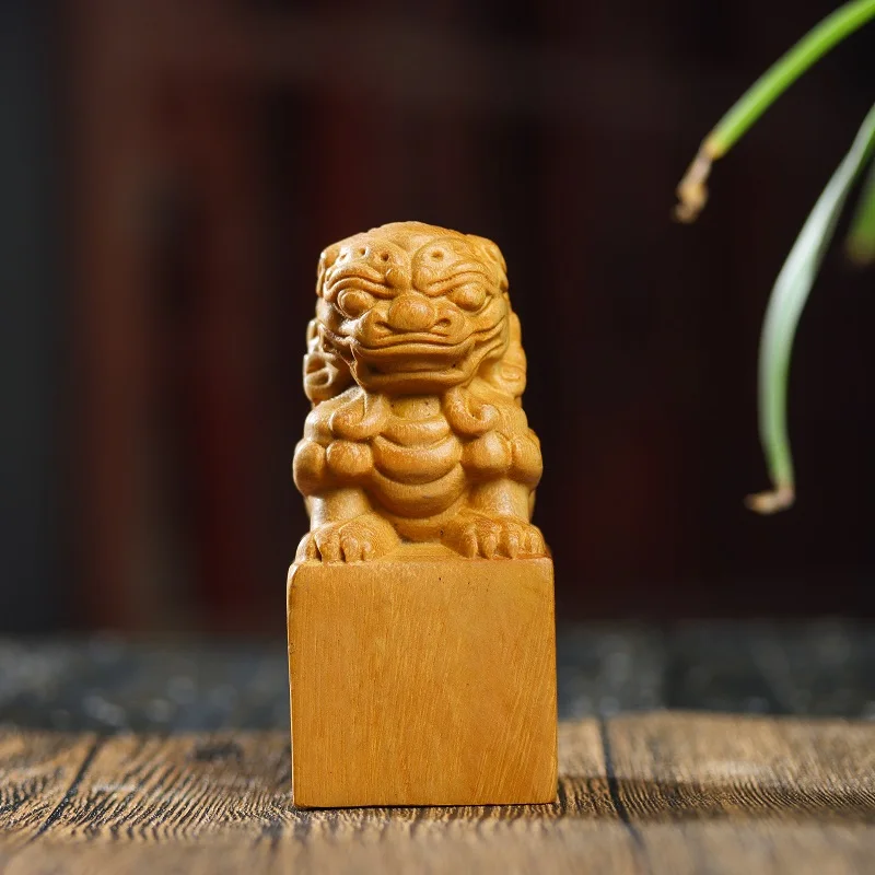 Boxwood Lion Seal Wood Carving Hand Pieces Office Desk Surface Panel Crafts Decoration Car Ornament Zhuazhou
Boxwood Lion Seal Wood Carving Hand Pieces Office Desk Surface Panel Crafts Decoration Car Ornament Zhuazhou