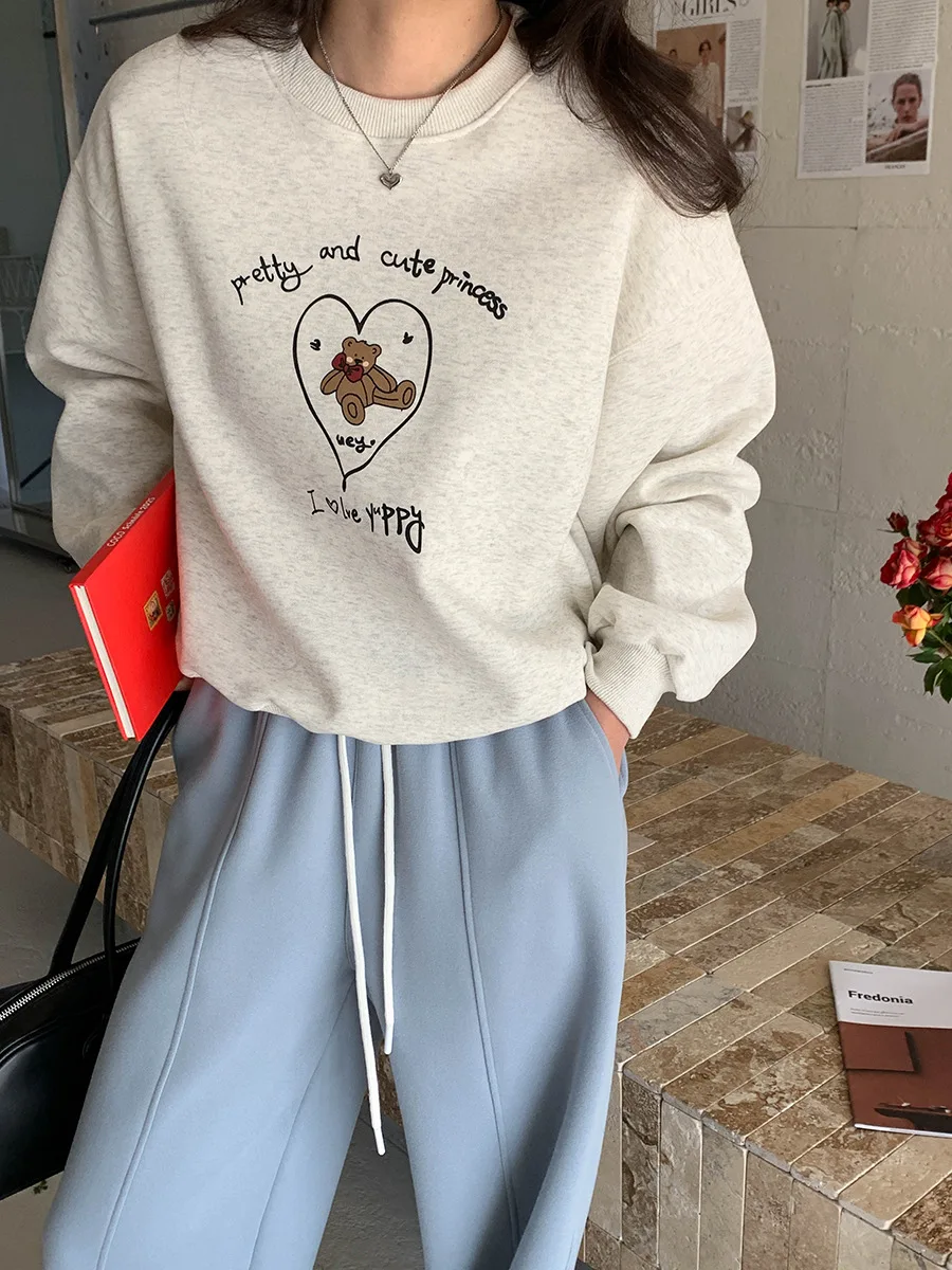 Spring and summer women's casual cartoon printed round neck long sleeved loose sportswear
Spring and summer women's casual cartoon printed round neck long sleeved loose sportswear