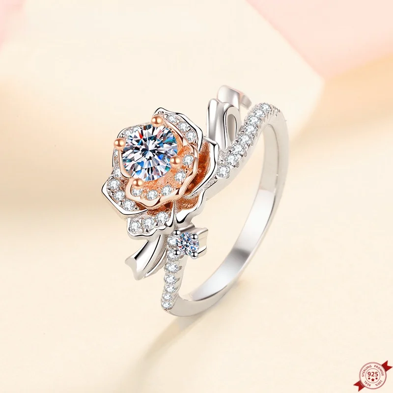 0.5ct Moissanite S925 Silver Rings for Women Multi-colors Electroplating Roses Wedding Diamond Band Fashion Jewelry Wholesale
0.5ct Moissanite S925 Silver Rings for Women Multi-colors Electroplating Roses Wedding Diamond Band Fashion Jewelry Wholesale