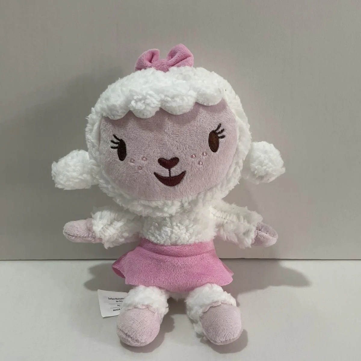 New Cute Anime Doctor Baby Lambie Sheep Plush Kids Stuffed Animals Toys For Children 23CM
New Cute Anime Doctor Baby Lambie Sheep Plush Kids Stuffed Animals Toys For Children 23CM
