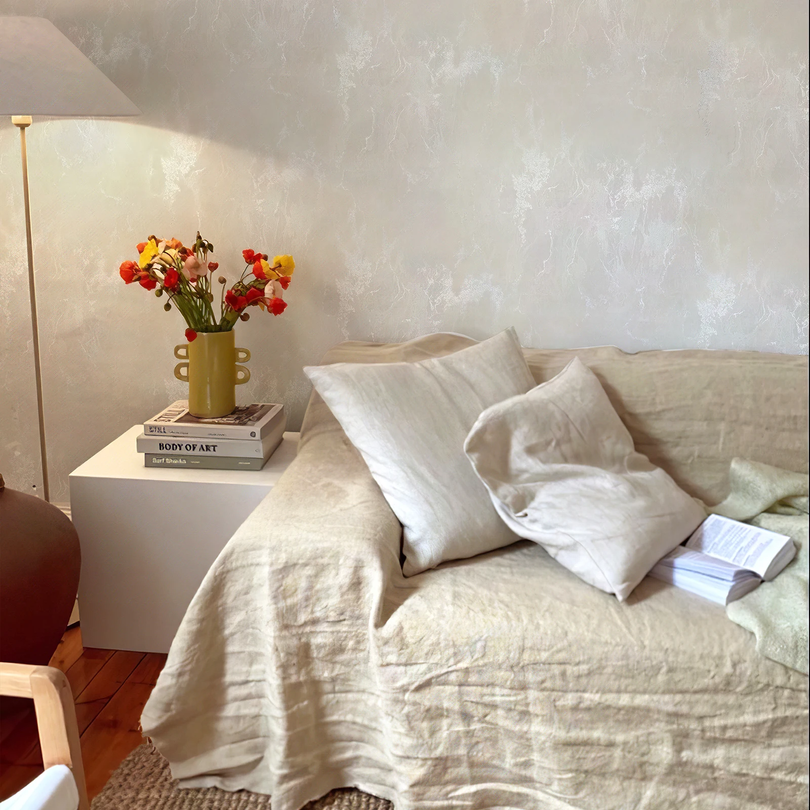 Classic Sparkle Silver Beige Marble Wallpaper Shiny Mixed Stone Pattern Self Adhesive Wallpaper for Living Room
Classic Sparkle Silver Beige Marble Wallpaper Shiny Mixed Stone Pattern Self Adhesive Wallpaper for Living Room