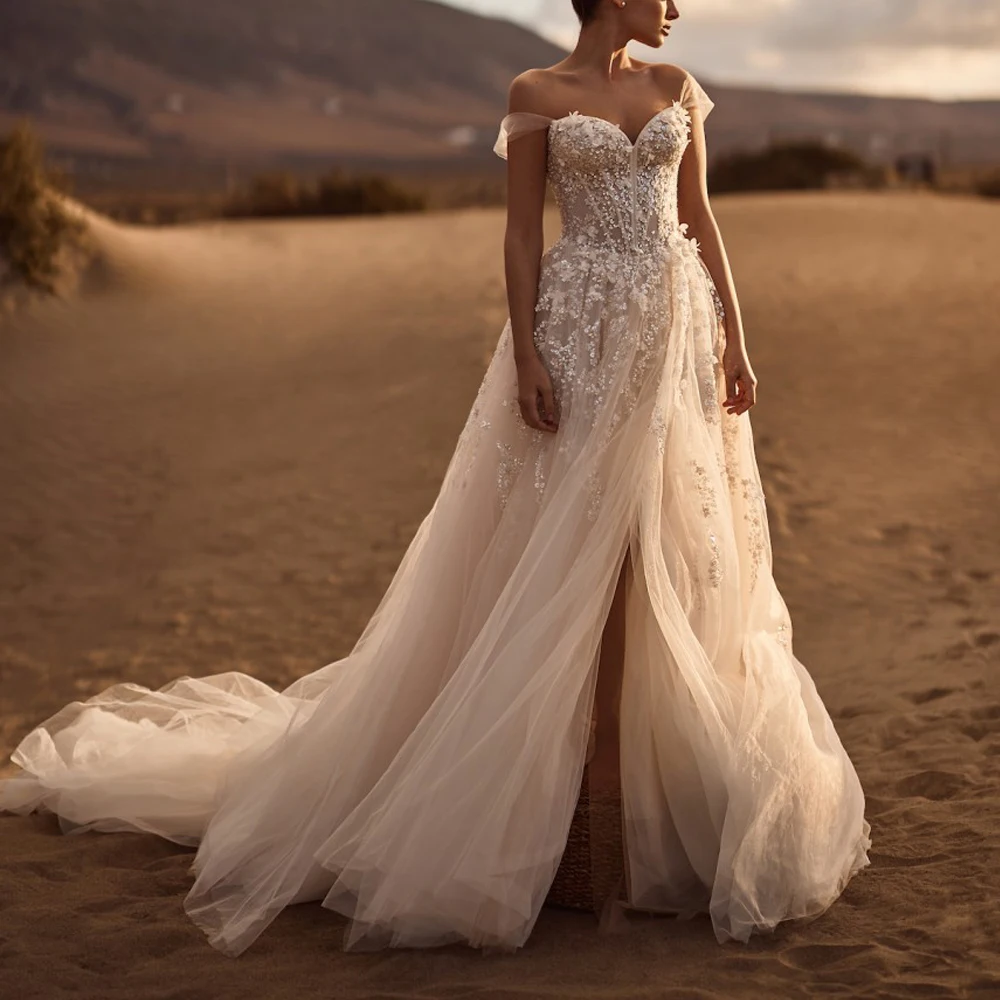 Customized Chic Lace Embroidery Wedding Dress with Split Off the Shoulder A Line Boho Bride Dresses Corset Vestidos de novia
Customized Chic Lace Embroidery Wedding Dress with Split Off the Shoulder A Line Boho Bride Dresses Corset Vestidos de novia