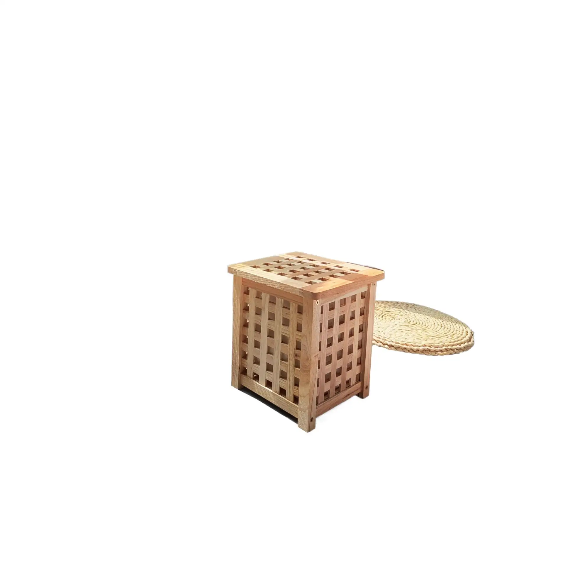 Solid wood large grid storage box with lid to sit, finishing box, homestay multi-specification coffee table, laundry basket
Solid wood large grid storage box with lid to sit, finishing box, homestay multi-specification coffee table, laundry basket