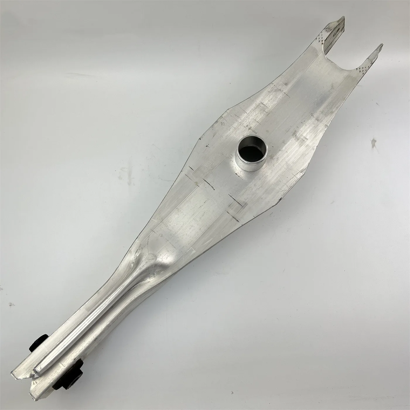 Automotive Parts Rear Suspension Lower Control Arm 13219164