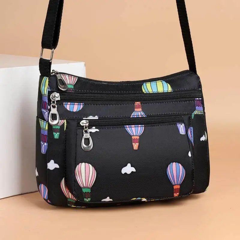 Casual Oxford Cloth Canvas Crossbody Bag Versatile Sporty Women's Small Bag Middle-Aged And Elderly Mom Bag New 2025 Model
Casual Oxford Cloth Canvas Crossbody Bag Versatile Sporty Women's Small Bag Middle-Aged And Elderly Mom Bag New 2025 Model