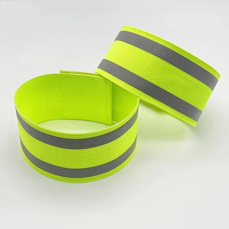 1 Pair Running Cycling Reflector Tape Reflect Straps Warning Reflective Bands For Night Cycling Walking Night Safety Light Tape
1 Pair Running Cycling Reflector Tape Reflect Straps Warning Reflective Bands For Night Cycling Walking Night Safety Light Tape