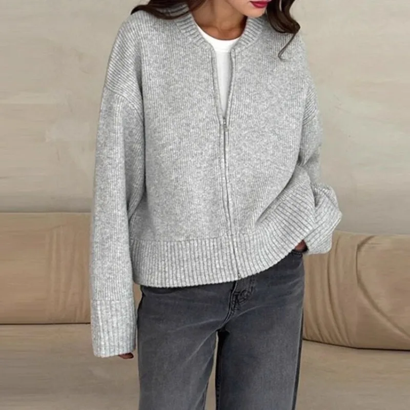 2026 New Autumn O Neck Cardigan Sweater Women's Zipper Jacket Loose Long Sleeve Fashion Korean Knitwears Tops
2026 New Autumn O Neck Cardigan Sweater Women's Zipper Jacket Loose Long Sleeve Fashion Korean Knitwears Tops