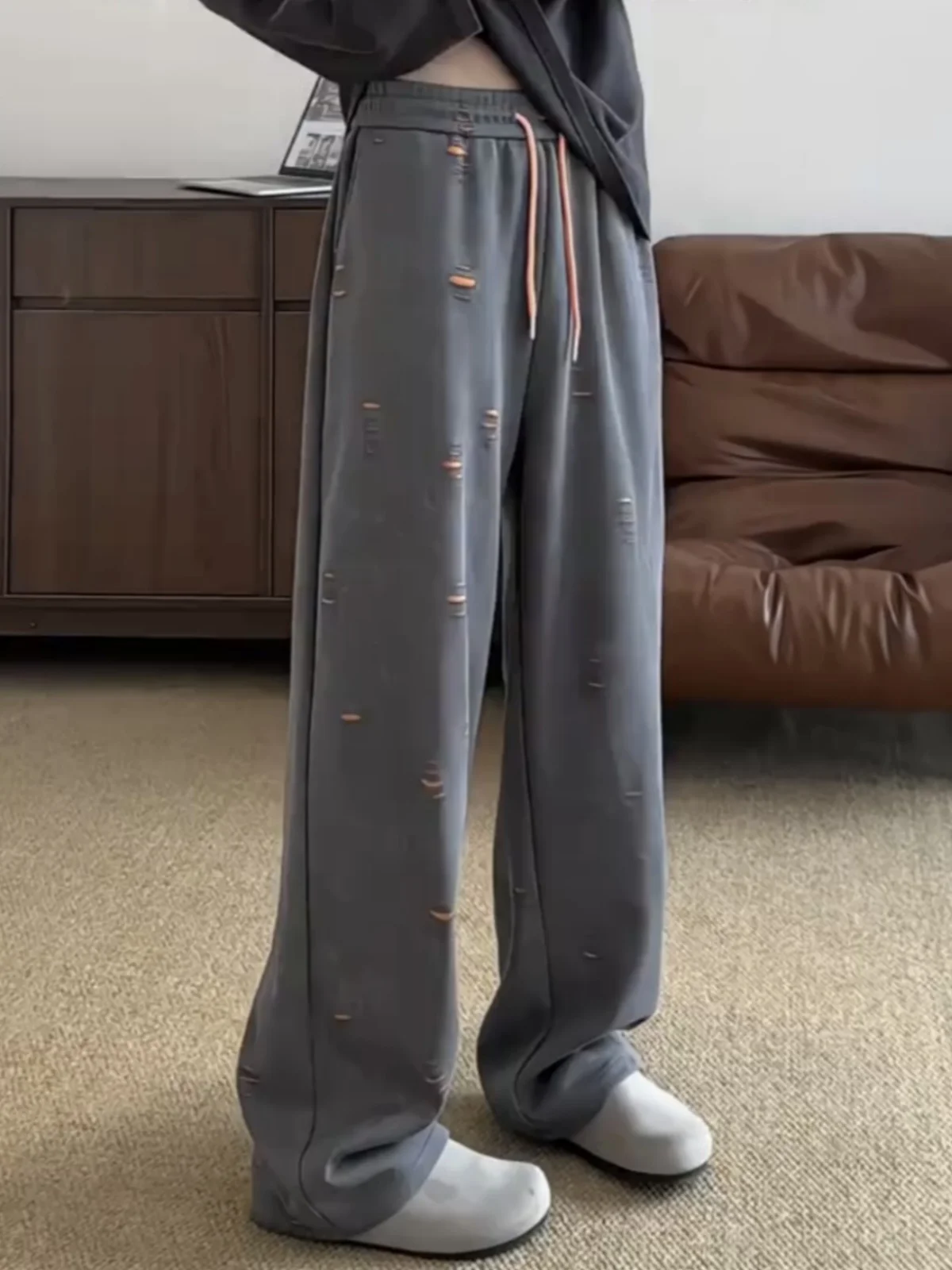 Fall Faionable Men's Casual Wide Leg Long Pants Color Blo Breathable Loose Fit Straight Leg Sweatpants Comfortable Cotton...
Fall Faionable Men's Casual Wide Leg Long Pants Color Blo Breathable Loose Fit Straight Leg Sweatpants Comfortable Cotton...