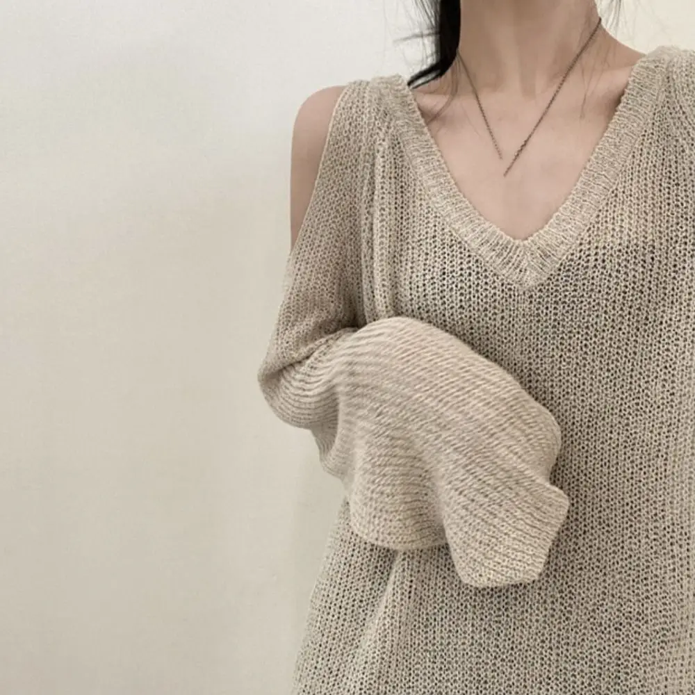 Korean Style Hollow Out Knit Long T-shirt Long Sleeve V-neck Crochet Knitwear Pullover Chic Knitted Loose Top Women
Korean Style Hollow Out Knit Long T-shirt Long Sleeve V-neck Crochet Knitwear Pullover Chic Knitted Loose Top Women
