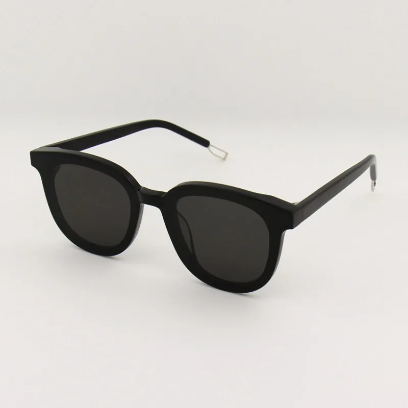 2025 Celebrity-Inspired Square Sunglasses for Men Women – Luxury Tortoise Acetate UV400 Handmade Personalized Outdoor Glasses
2025 Celebrity-Inspired Square Sunglasses for Men Women – Luxury Tortoise Acetate UV400 Handmade Personalized Outdoor Glasses