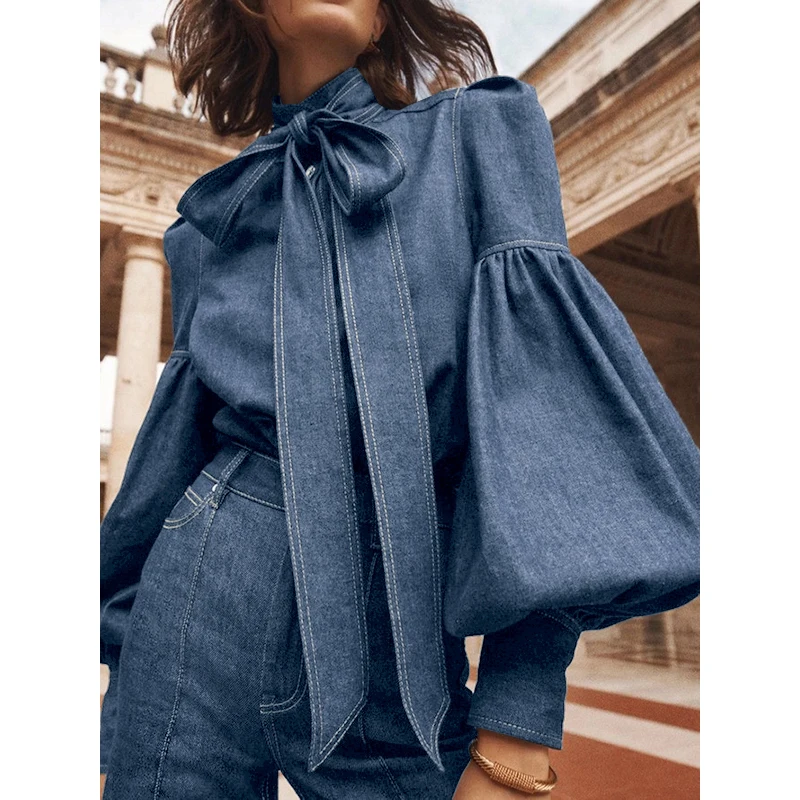 Spring Autumn New Trendy Imitation Denim Blouse Tops Long Puff Sleeves Bow-Embellished High Neck Female Shirts
Spring Autumn New Trendy Imitation Denim Blouse Tops Long Puff Sleeves Bow-Embellished High Neck Female Shirts