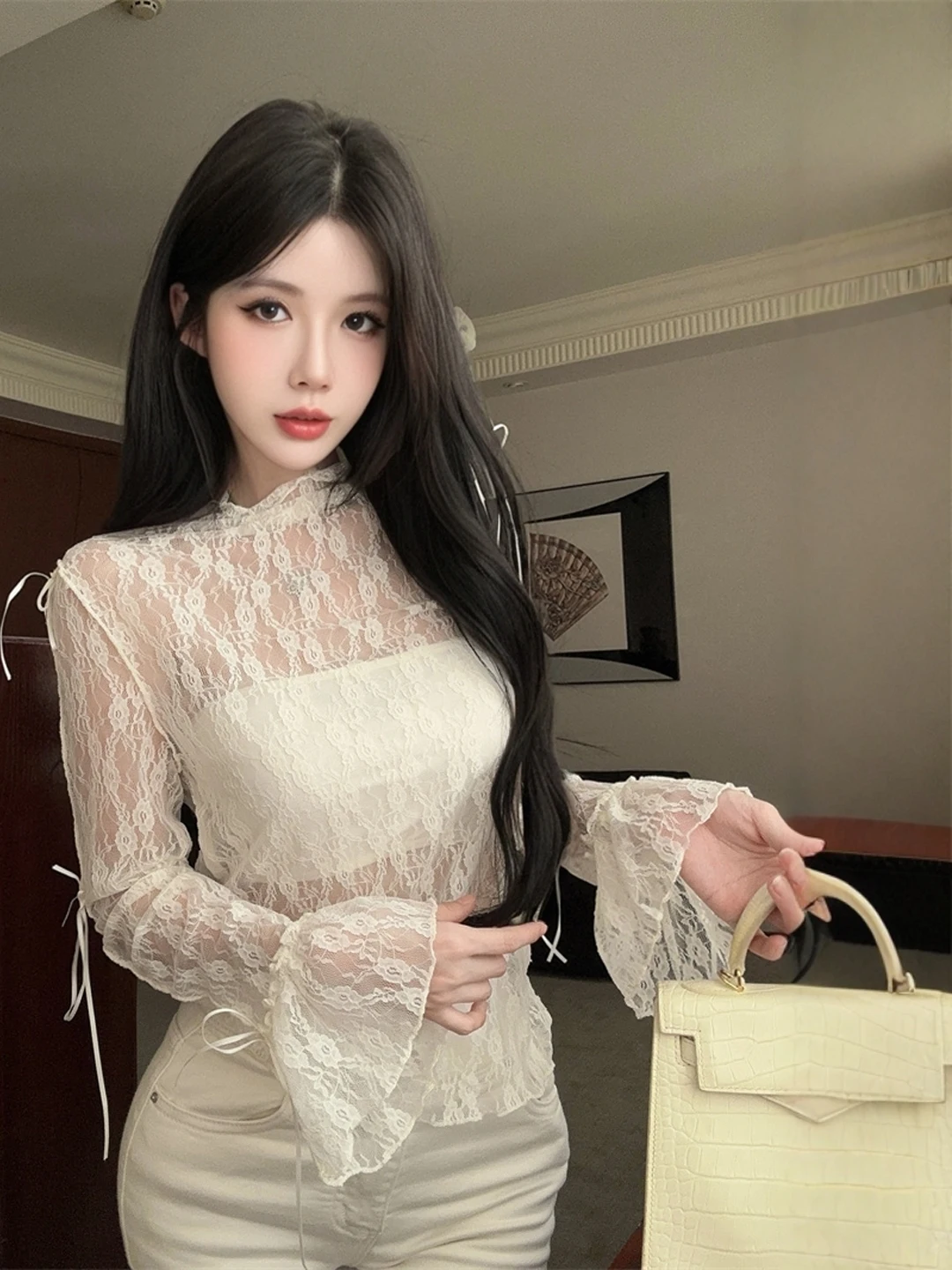 Autumn Winter Slim Fit Lace Knot Girl's Dream Beautiful Wood Grain Bell Sleeve Base Shirt Women's Fashion City...
Autumn Winter Slim Fit Lace Knot Girl's Dream Beautiful Wood Grain Bell Sleeve Base Shirt Women's Fashion City...