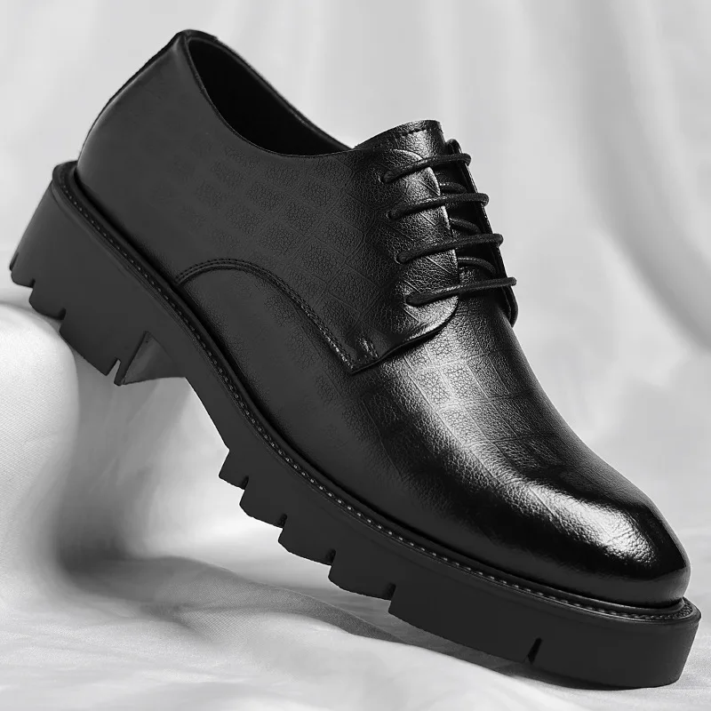 Groom's Wedding Shoes Suit Leather Shoes Men's Business Dress Inner Height Increase 10CM
Groom's Wedding Shoes Suit Leather Shoes Men's Business Dress Inner Height Increase 10CM